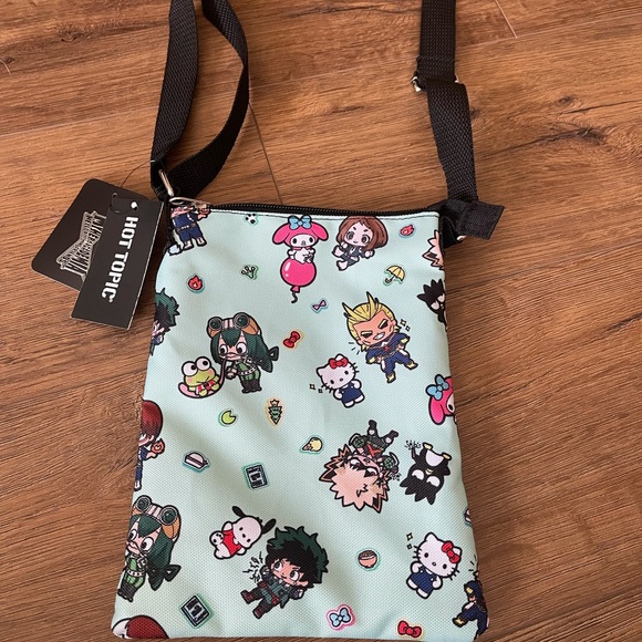 SANRIO (MY HERO ACADEMIA)-NWT Canvas Crossbody Bag - Picture 4 of 14